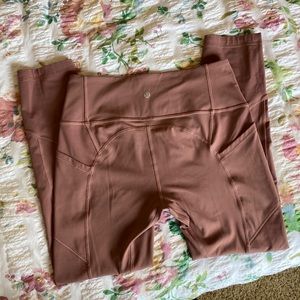 Lululemon leggings